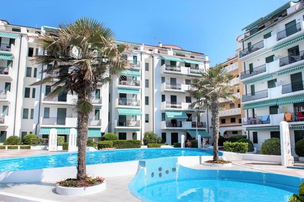 Appartamenti El Palmar Lido di Jesolo Exterior foto